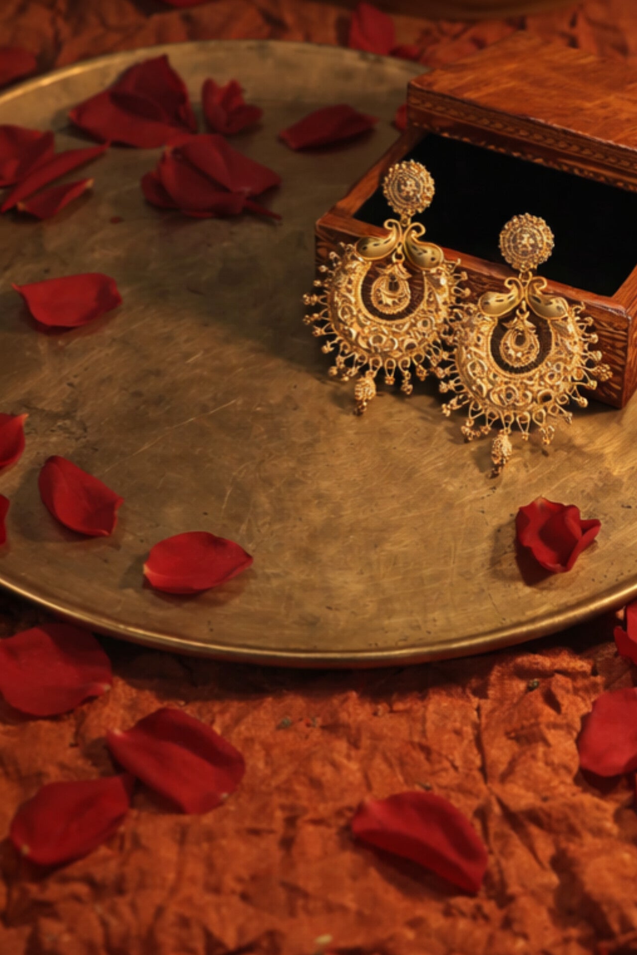 Heritage Sabeki Mayur Pankhi Kaanbala